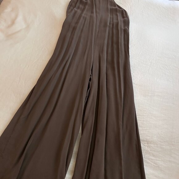 Anthropologie/Cloth & Stone Oversized Purple/Stone Jumpsuit - Picture 4 of 4